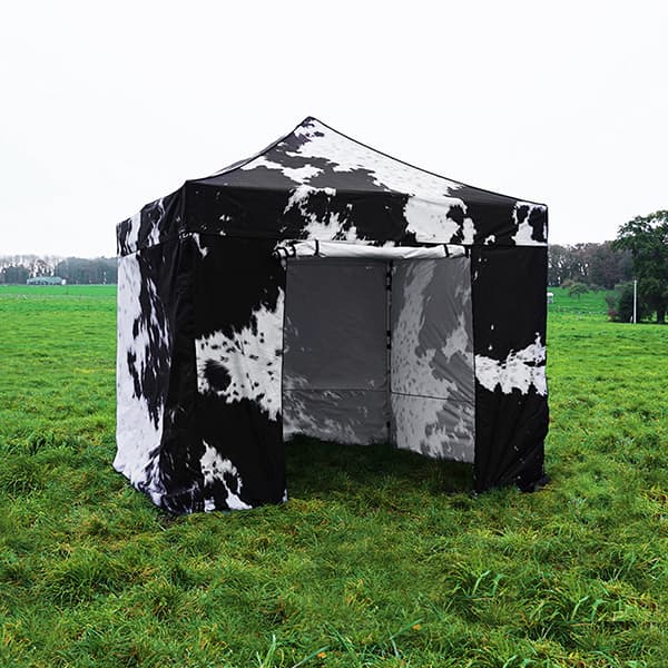 barnum pliant 3x3m design cow-print en situation