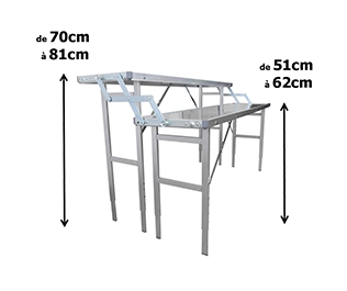 La hauteur maximale de notre présentoir à deux niveaux est de 81 cm pour le plateau du haut et 62 cm pour l'étagère du bas